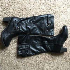 Black healed tall boots