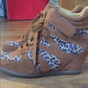 Cheetah Print Wedges