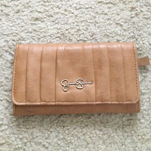 Jessica Simpson wallet