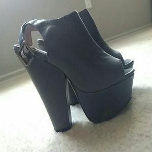 Grey Steve Madden Gabby Platforms