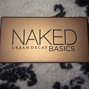 Urban Decay Naked Basics new :)