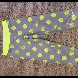 Nike pro crop running pants