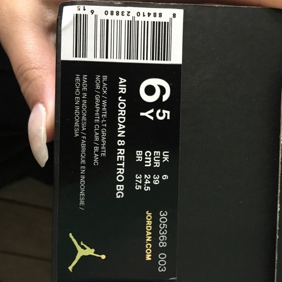 Air Jordan retro 8's - Picture 2 of 4