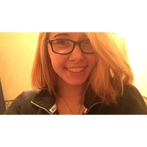 Meet your Posher, Naomi