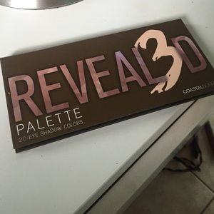 Coastal Scents Reveal3d palette