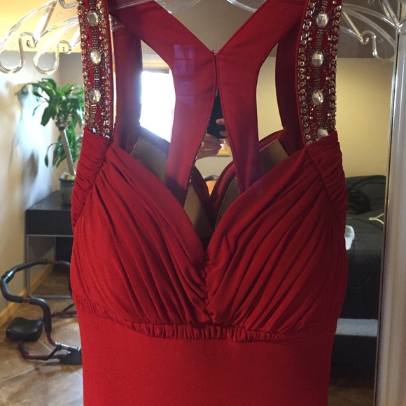 Dress - Picture 2 of 4