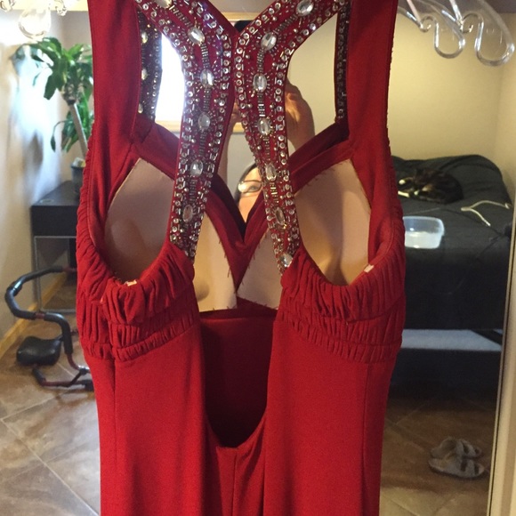 Dress - Picture 3 of 4