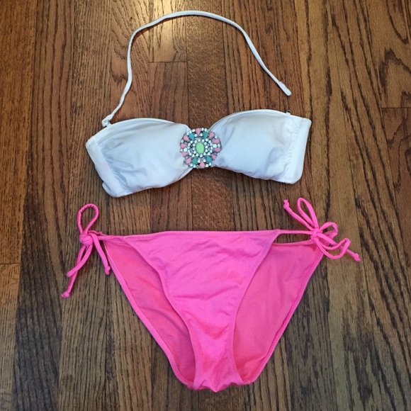 Pink/white bikini with stones