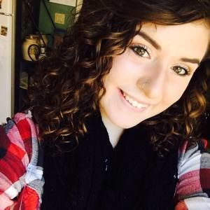 Meet your Posher, Michaella