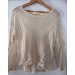 Light Knit Open-back sweater