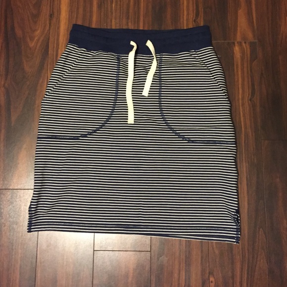 Hanna Andersson skirt