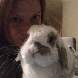 Meet your Posher, Crystal