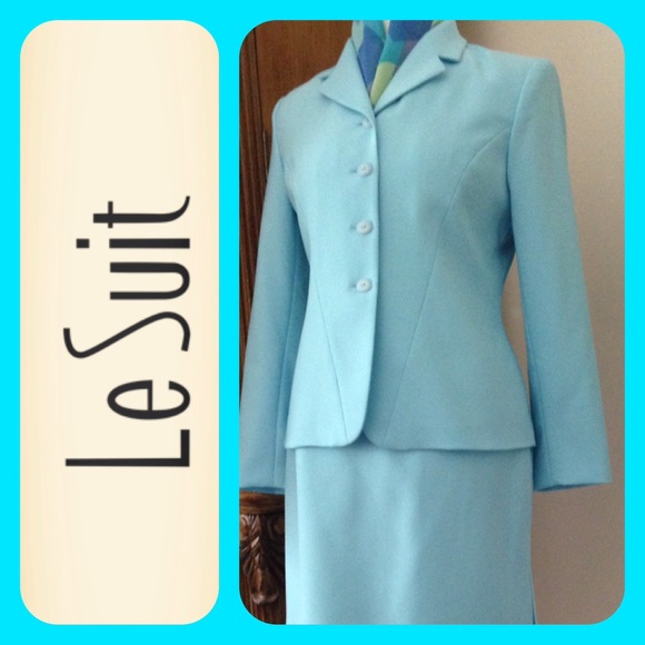 Short sale! 📢🏷 Le Suit 💎 sky-blue woman's suit