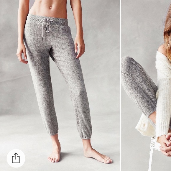 Urban outfitters fleece jogger in RUST