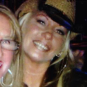 Meet your Posher, Loni