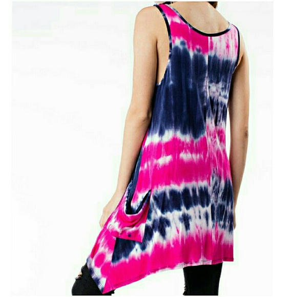New tie dye tunicโ๏ธCloset Closing โ๏ธ - Picture 3 of 3