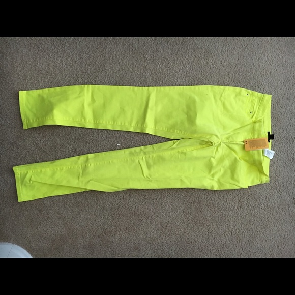 Skinny jeans. Price is firm $10
