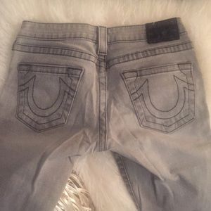 Straight leg low cut jeans