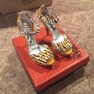 Naughty Monkey Black & Yellow Platform Heels