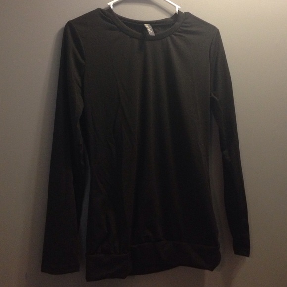 cute black long sleeve - Picture 2 of 4