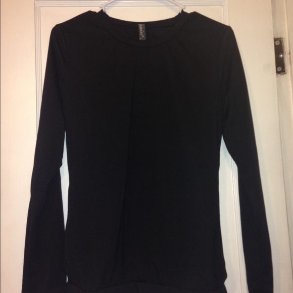 cute black long sleeve - Picture 3 of 4
