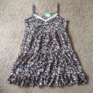 Crochet detailed dress