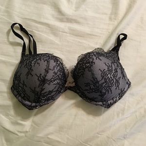 Victoria's Secret bombshell bra