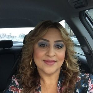 Meet your Posher, Sandra