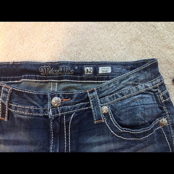 NWT Miss Me jeans! Super cute! - Picture 3 of 4