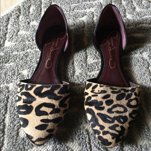 Report signature calf hair leopard flat