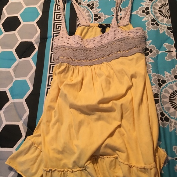 yellow and grey tank top - Picture 1 of 1