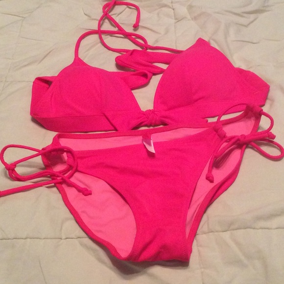 💕👙Like new Victoria's Secret bikini 👙