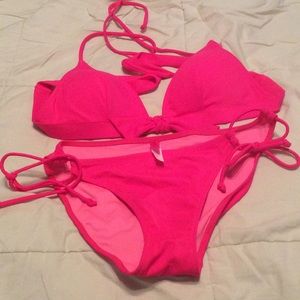 💕👙Like new Victoria's Secret bikini 👙