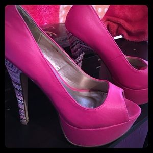 Gently worn peep toe heels