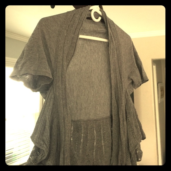 Light grey open sweater like top