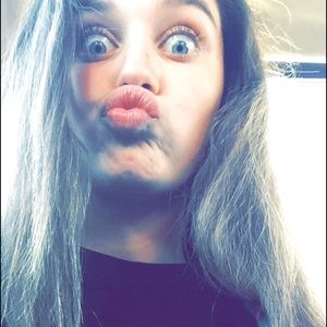 Meet your Posher, Maddie