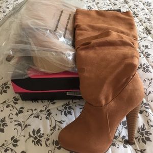 New In Box Michael Antonio Tan Suede Boots