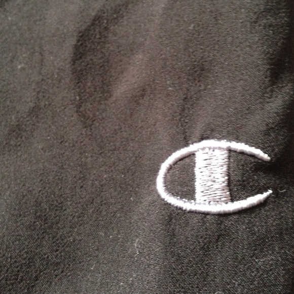 Sport shorts - Picture 2 of 2