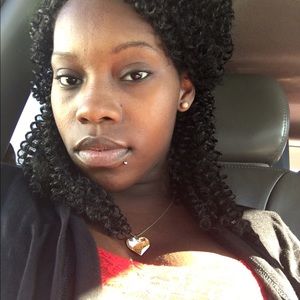 Meet your Posher, Shamara