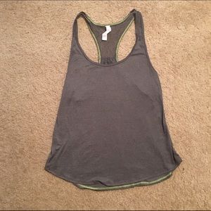 AE workout tank
