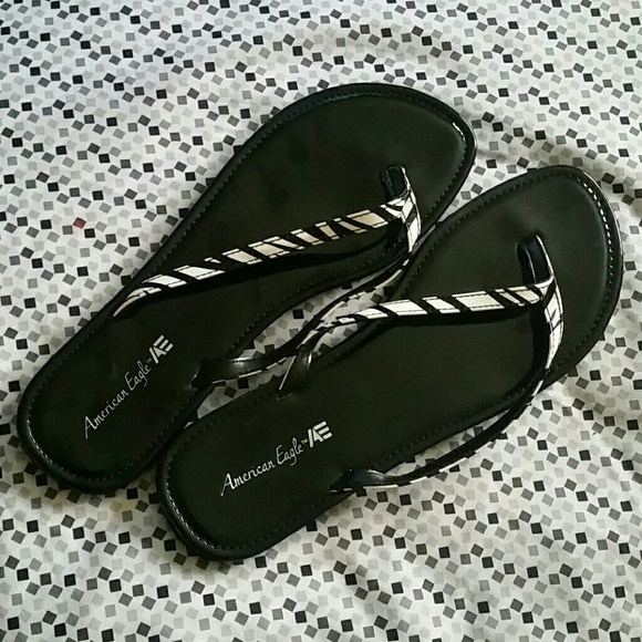 American eagle flip flops