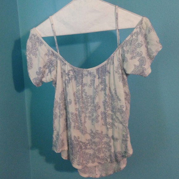 Paisley open shoulder crop top