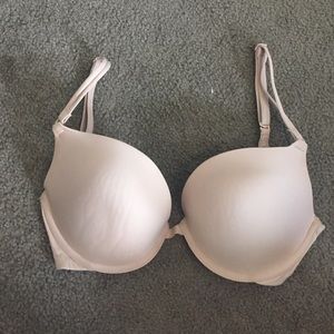 Victoria's Secret Push up bra 34D