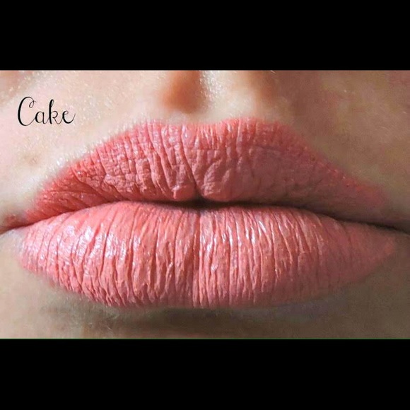 NYX , LA GIRL & COLOURPOP - Picture 2 of 4