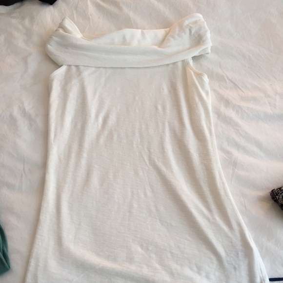 James Perse off the shoulder white tank