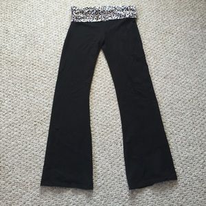 VS Pink Yoga Pants