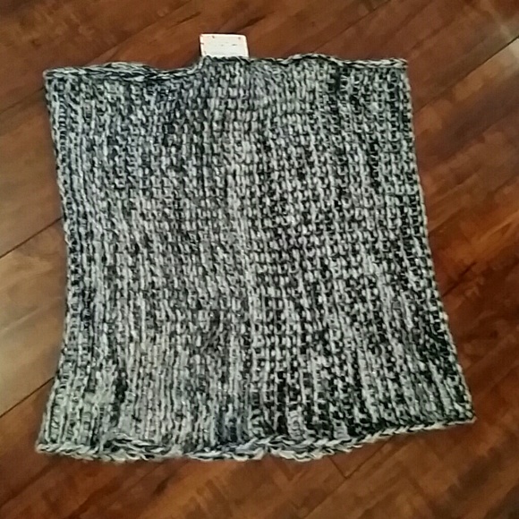 Free People Scarf NWT - Picture 3 of 3