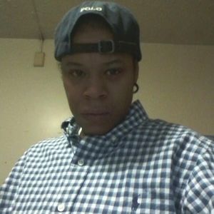 Meet your Posher, Candace