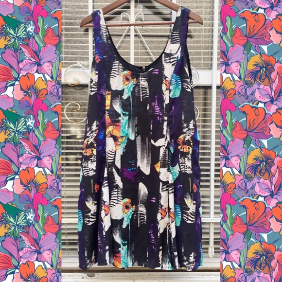 🌟Flash Sale🌟BB Dakota Feathers Dress