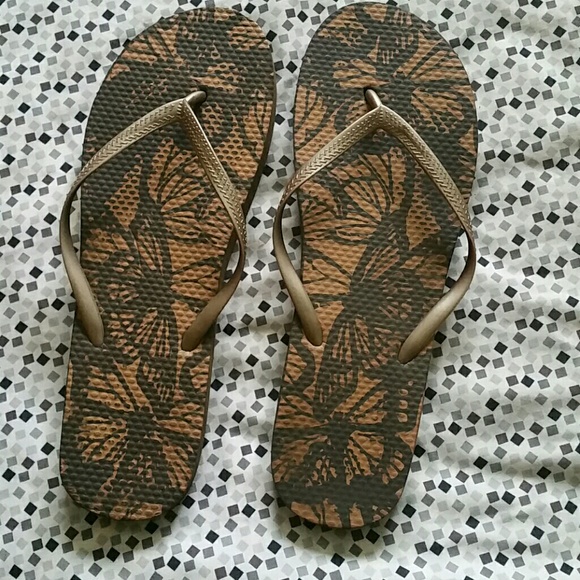 Flips flops